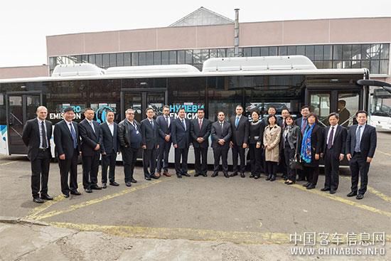 宇通添彩中国-中东欧国家地方领导人会议，首批保加利亚纯电动客车交付