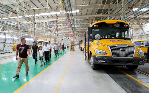 全方位护航!宇通安全解决方案打造校车服务新