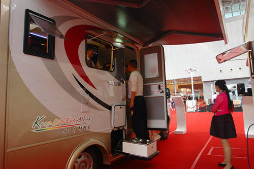 2014中国旅游产业博览会开幕 凯伦宾威带您走进房车新型旅游模式 2014中国旅游产业博览会开幕 凯伦宾威带您走进房车新型旅游模式