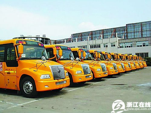 国内校车发展现状浅析 国内校车发展现状浅析