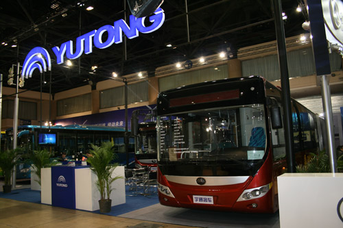 宇通BRT公交成北京车展炫目亮点 宇通BRT公交成北京车展炫目亮点